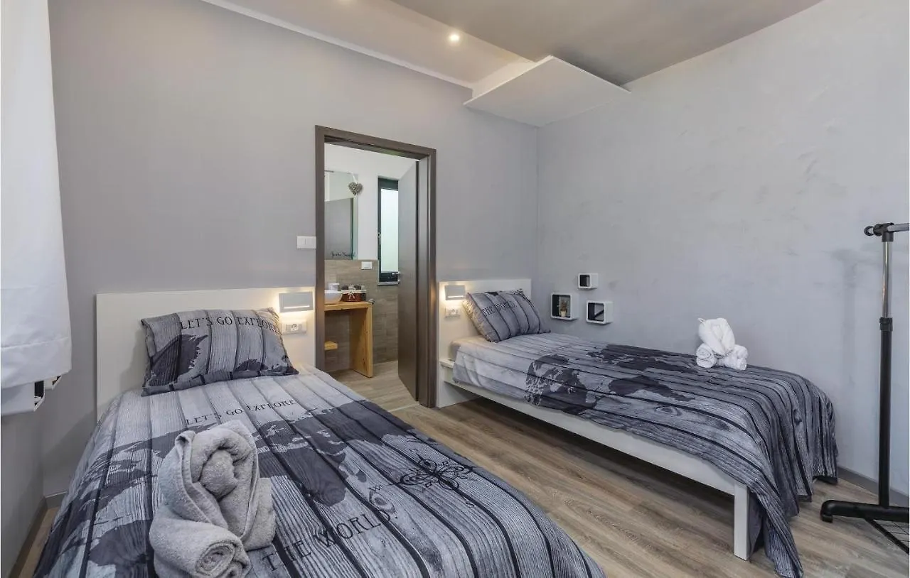 Casa vacanze Pet Friendly Home In Barban With Kitchen